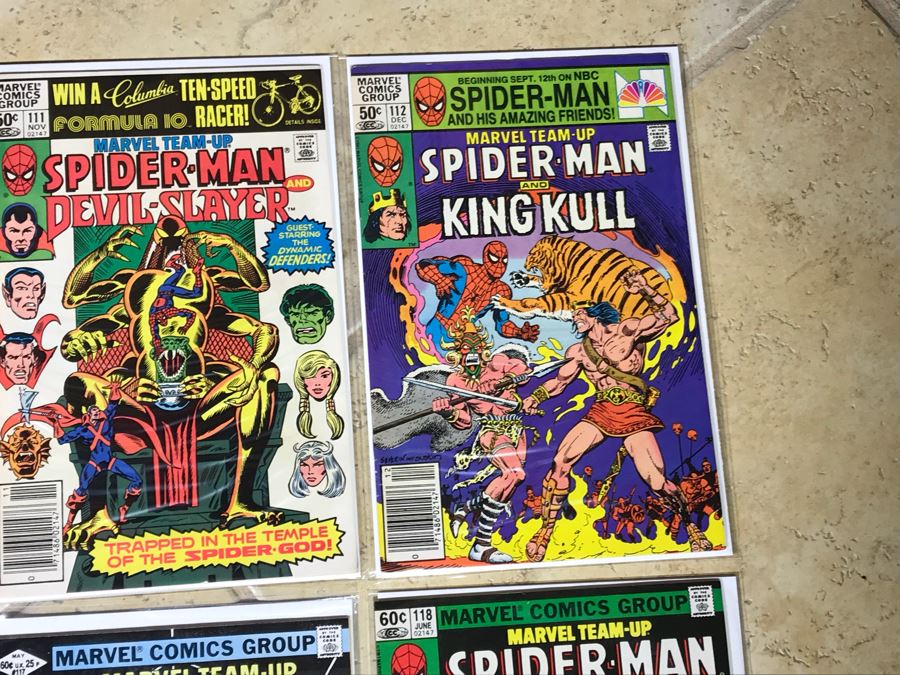 (21) Marvel Comics Marvel Team-Up Comic Books [Photo 5]