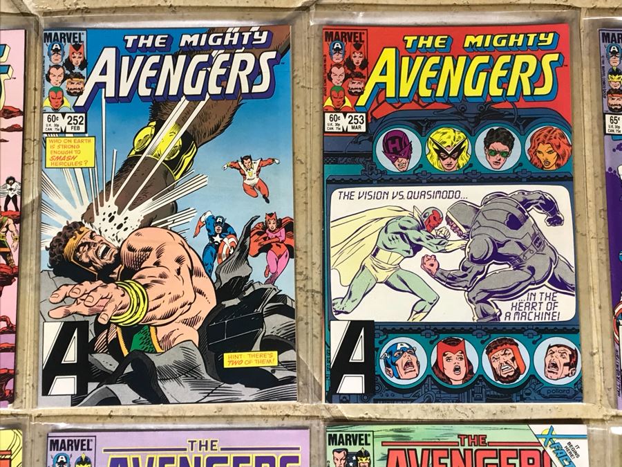 (25) Marvel Comics The Avengers Comic Books [Photo 3]