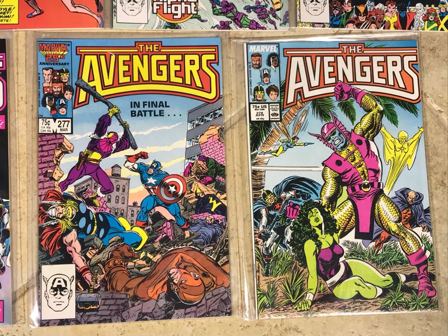 (25) Marvel Comics The Avengers Comic Books [Photo 15]