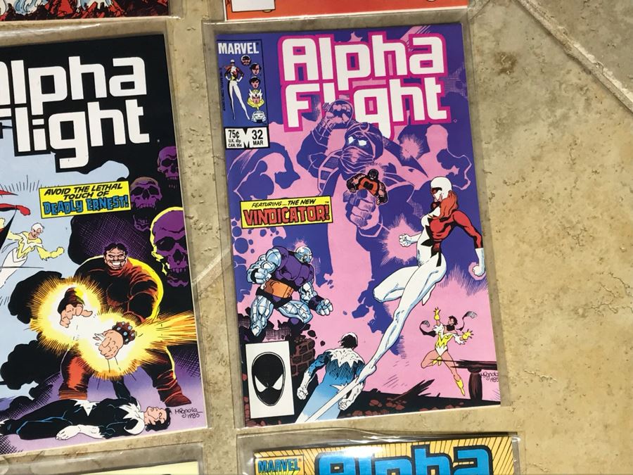 (28) Marvel Comics Alpha Flight X-Men Comic Books [Photo 13]