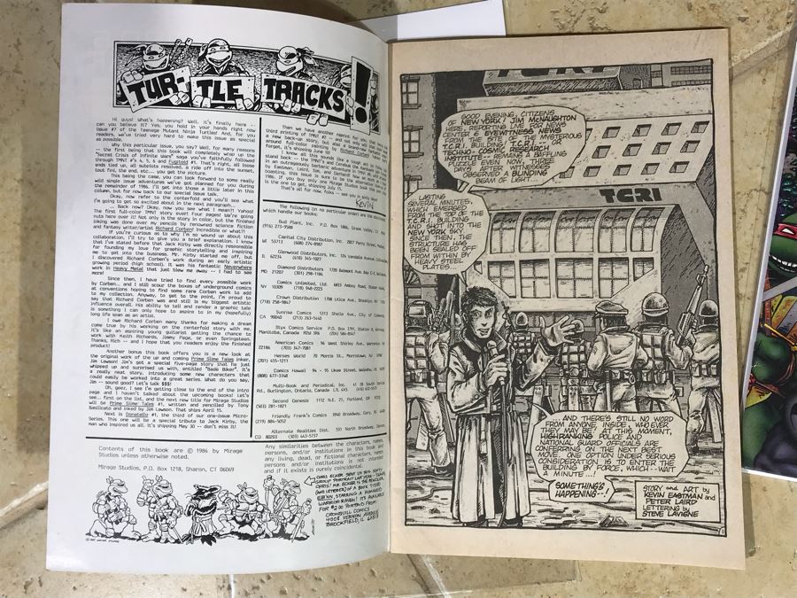 (5) Eastman And Laird's Teenage Mutant Ninja Turtles Comic Books [Photo 5]