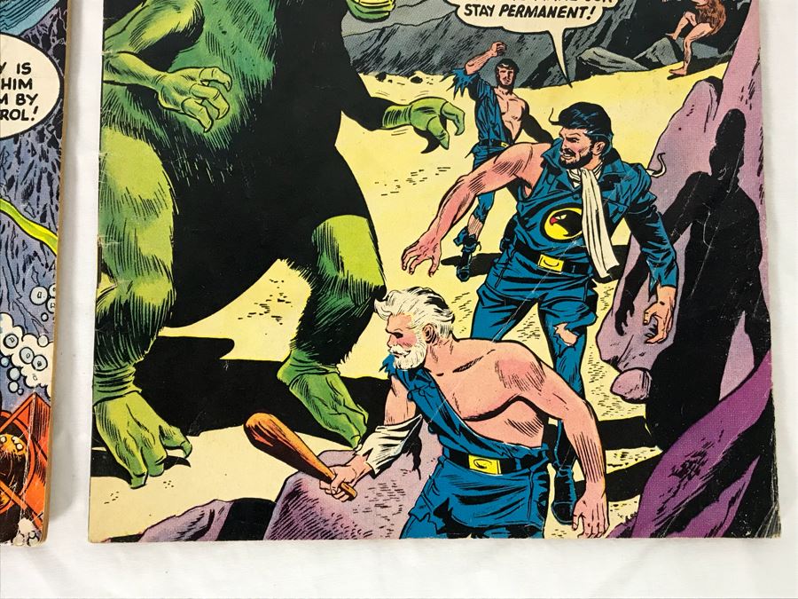 (2) Vintage 1957 And 1962 DC Comics Blackhawk #116 And #176 Comic Books [Photo 6]