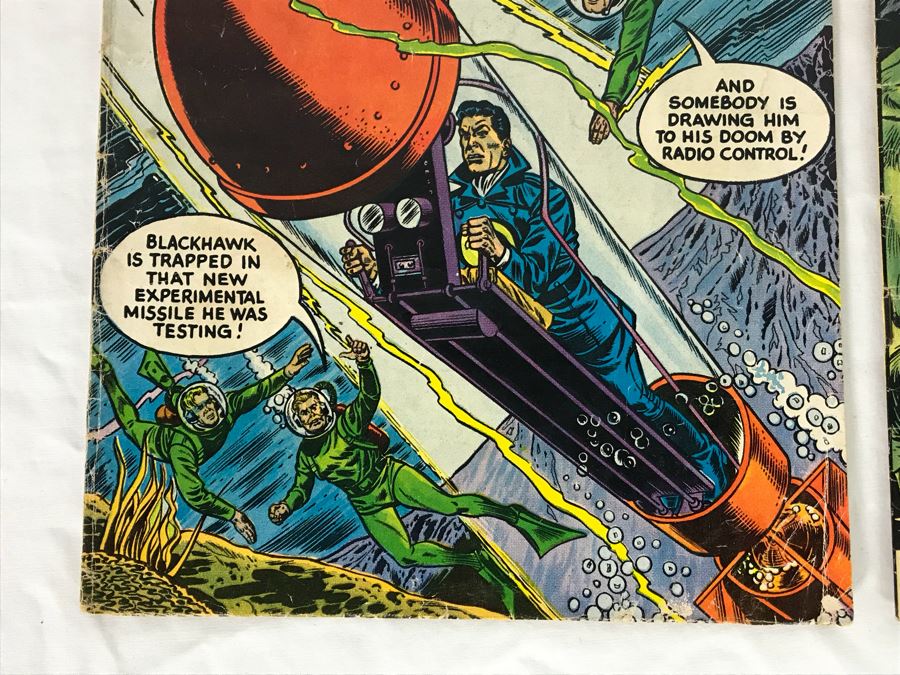 (2) Vintage 1957 And 1962 DC Comics Blackhawk #116 And #176 Comic Books [Photo 4]