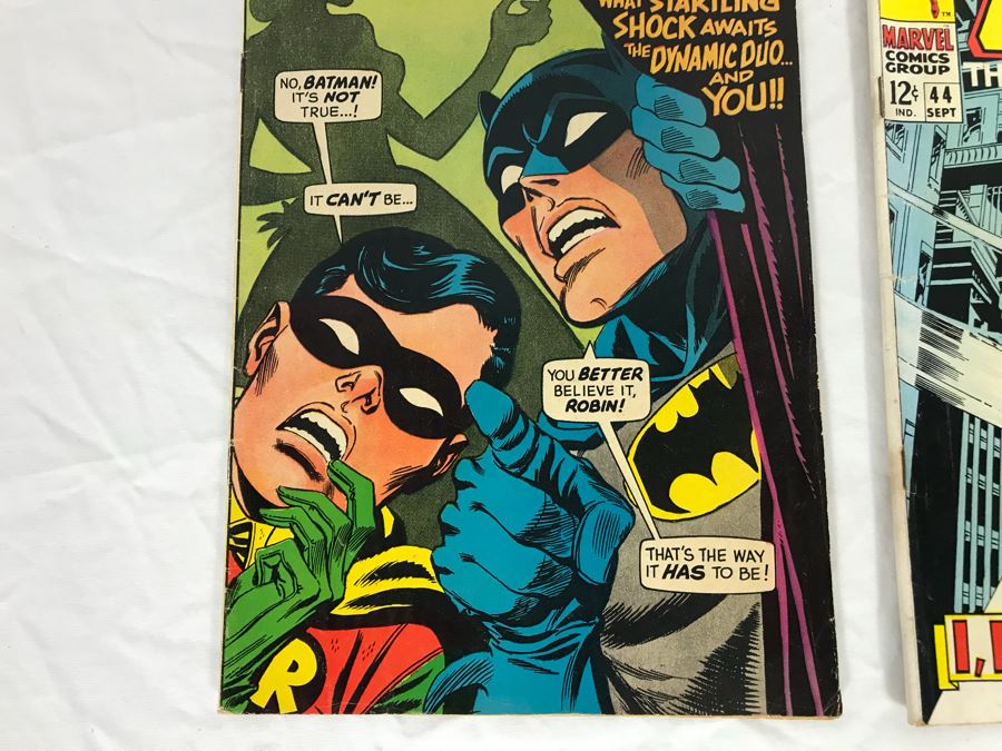 Vintage 1968 DC Detective Comics Batman #380 And Marvel Comics Daredevil #44 Comic Books [Photo 3]