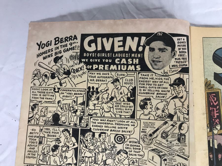 Vintage 1957 Action Comics Superman #231, Adventure Comics #255 (1958) And #372 (1968) Comic Books [Photo 14]