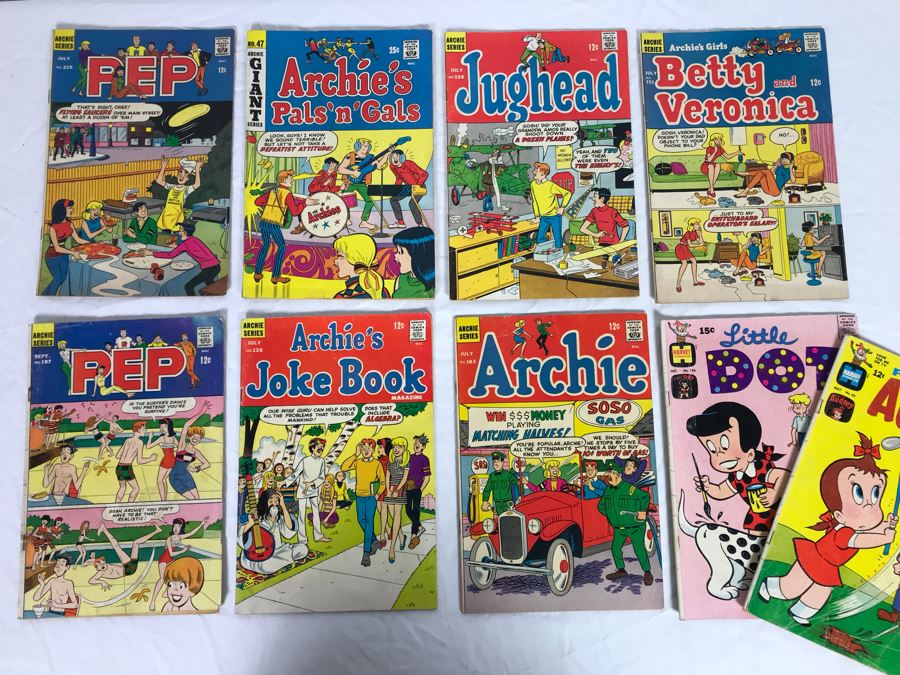 (9) Vintage Comics Books PEP, Archie's Pals N Gals, Jughead, Betty And Veronica, Archie And More [Photo 1]