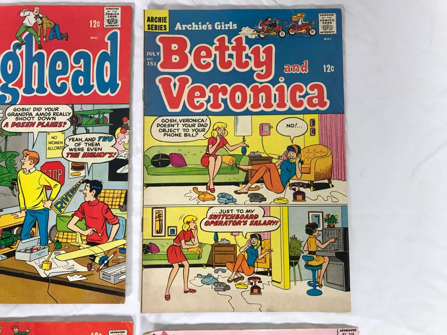 (9) Vintage Comics Books PEP, Archie's Pals N Gals, Jughead, Betty And Veronica, Archie And More [Photo 7]
