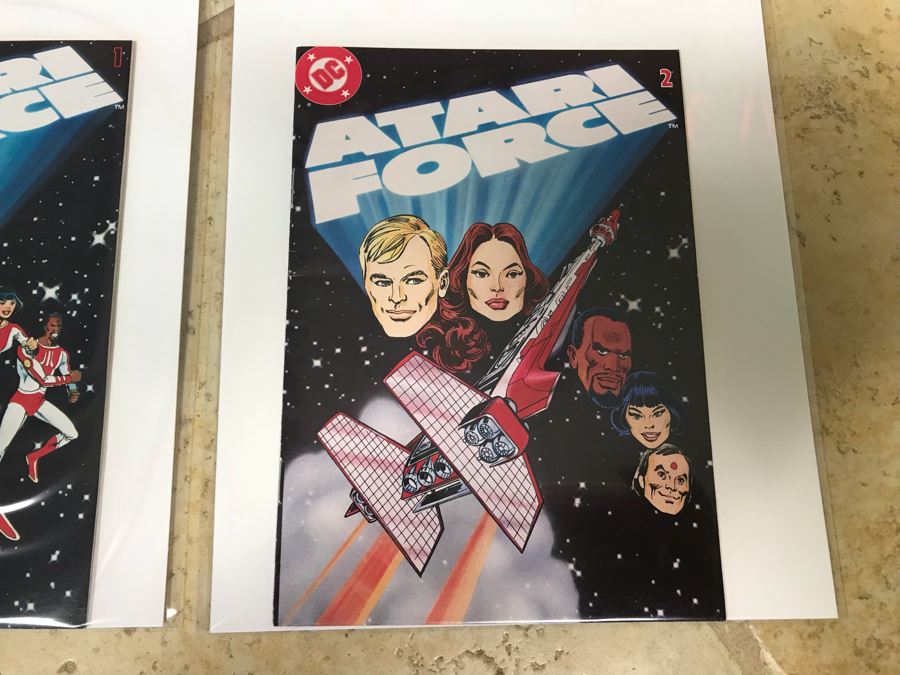 (2) DC Comics Atari Force #1 And #2 And (2) Marvel Comics Spider-Man Comics Magazines #1 And #2 [Photo 5]