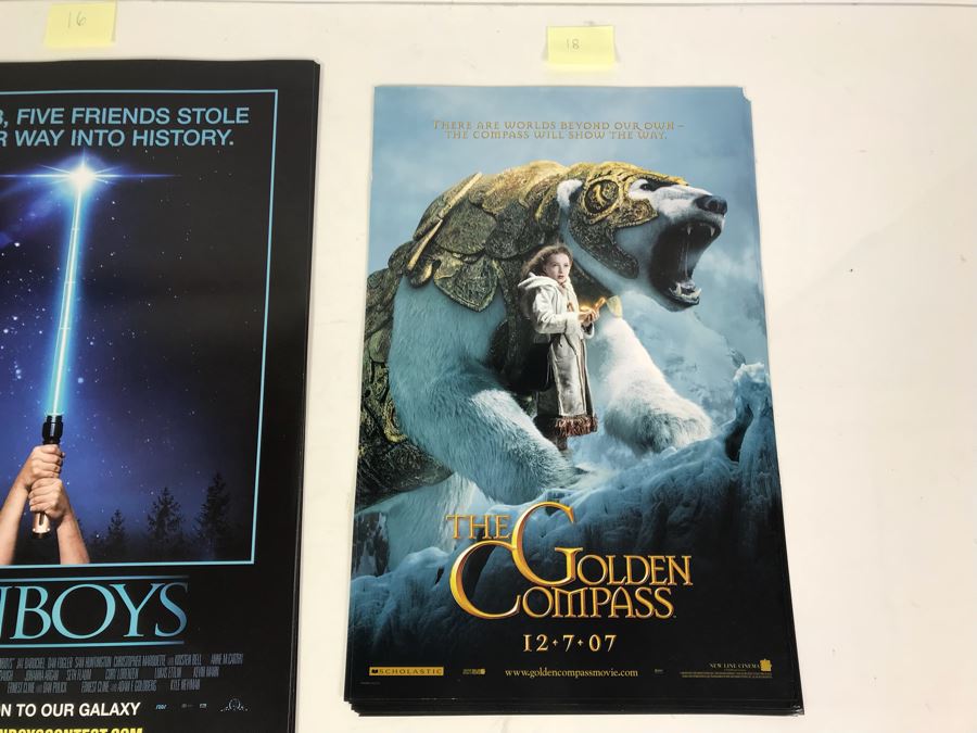 (16) Fanboys Star Wars Mini Movie Posters And (18) The Golden Compass Mini Movie Promotional Posters [Photo 5]