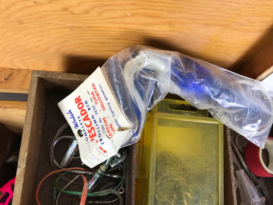 Large Wooden Tackle Box With Large Saltwater Fishing Lures And Various Fishing Tackle And Metal Lures - See Photos For More Inside Box [Photo 17]