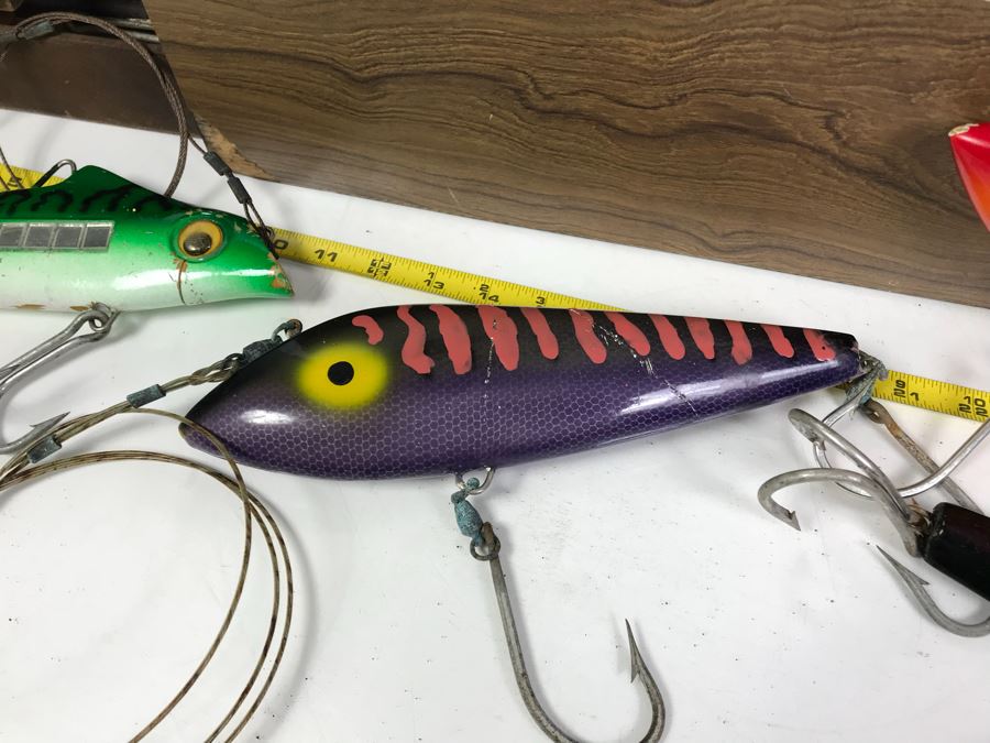 Large Wooden Tackle Box With Large Saltwater Fishing Lures And Various Fishing Tackle And Metal Lures - See Photos For More Inside Box [Photo 8]