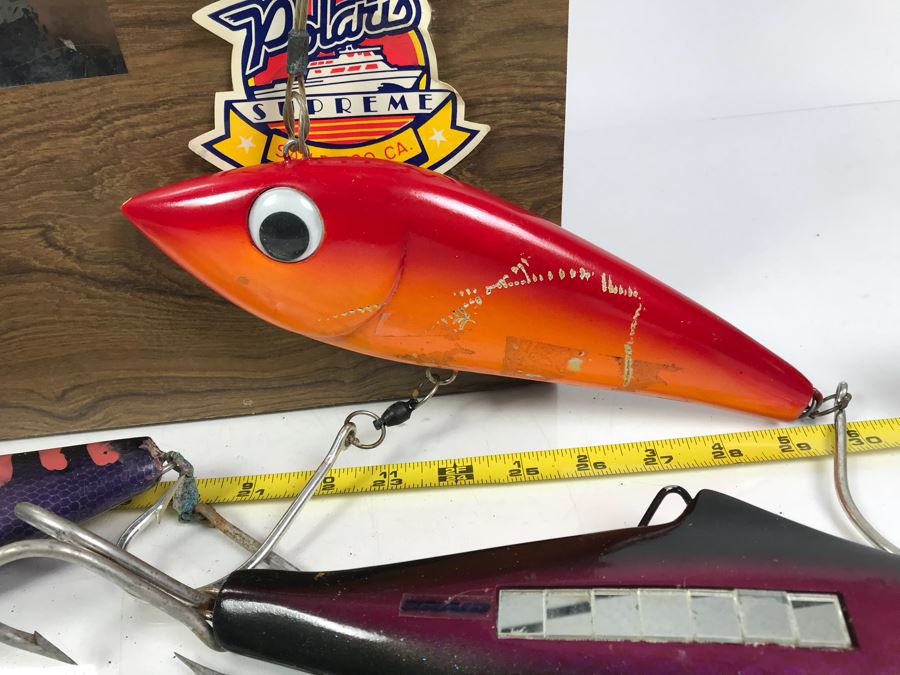 Large Wooden Tackle Box With Large Saltwater Fishing Lures And Various Fishing Tackle And Metal Lures - See Photos For More Inside Box [Photo 9]