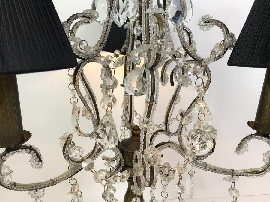 3-Light Candelabra Crystal Strand Table Lamp [Photo 4]
