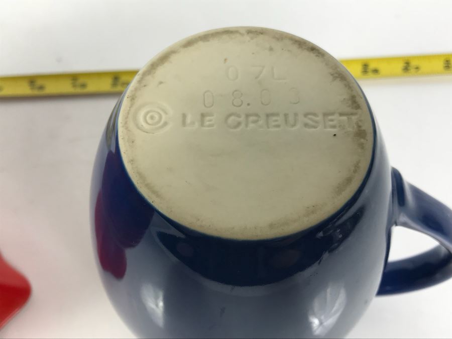 Pair Of Le Creuset Pitchers Red And Blue [Photo 5]