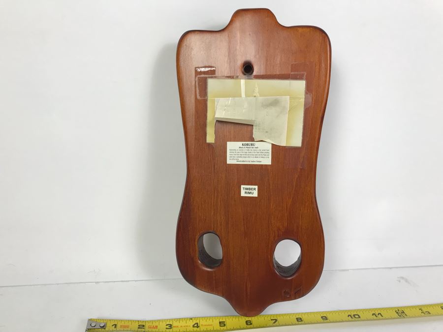 Koruru (Owl) Maori Hand Made New Zealand Carved Head Sculpture And African Wooden Sculpture Of Family [Photo 12]