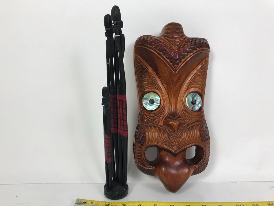 Koruru (Owl) Maori Hand Made New Zealand Carved Head Sculpture And African Wooden Sculpture Of Family [Photo 11]