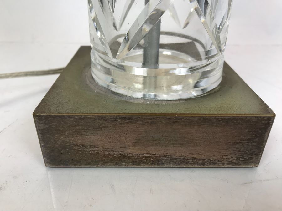Vintage Etched Crystal Glass Table Lamp With Shade [Photo 4]