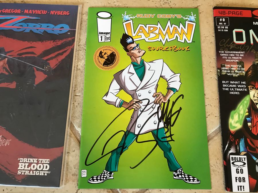 (3) SIGNED Comic Books [Photo 4]