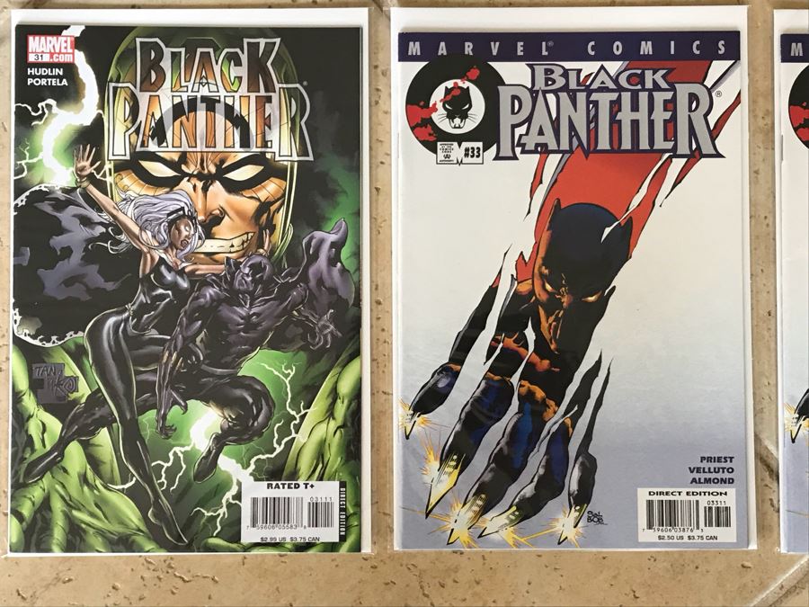 (32) Vintage Marvel Comics Black Panther Comic Books [Photo 15]