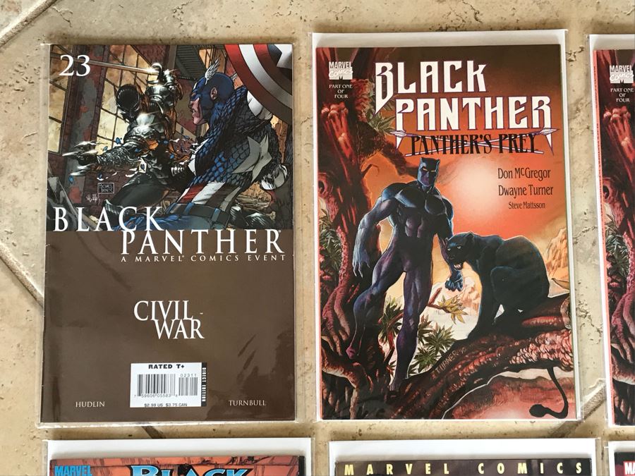 (32) Vintage Marvel Comics Black Panther Comic Books [Photo 2]