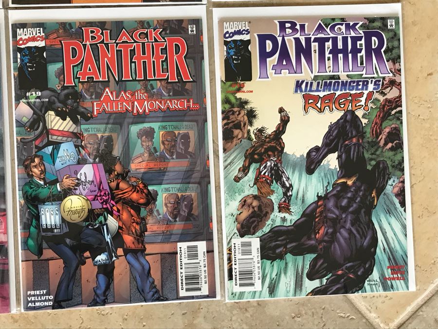 (32) Vintage Marvel Comics Black Panther Comic Books [Photo 17]