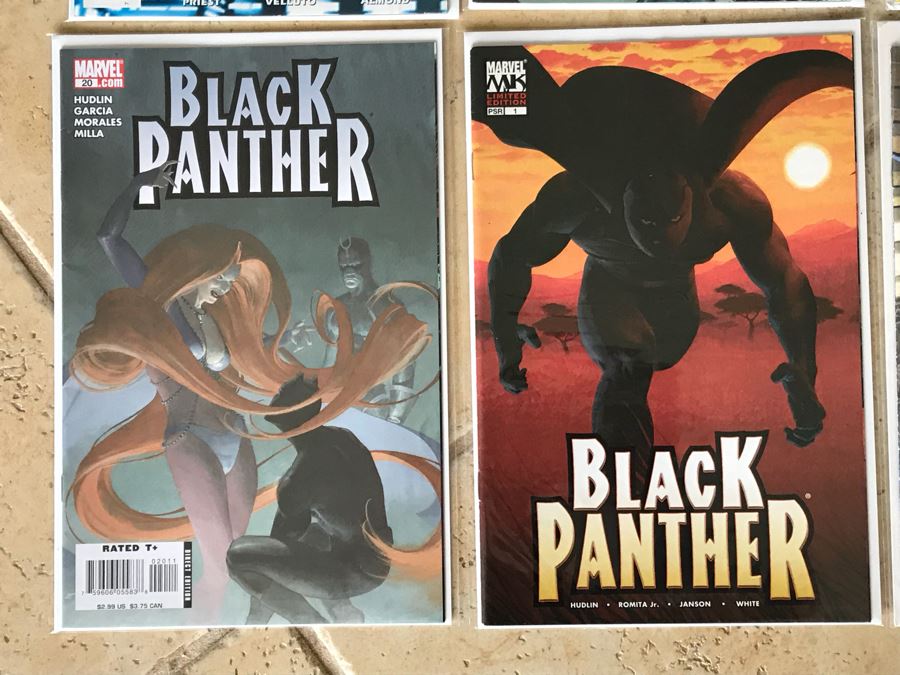 (32) Vintage Marvel Comics Black Panther Comic Books [Photo 14]