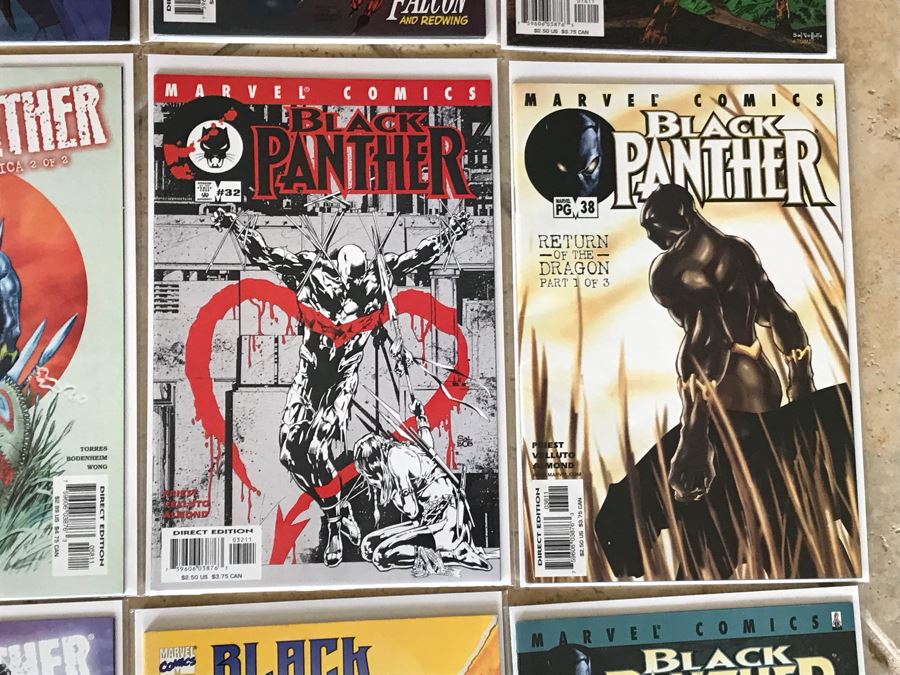 (32) Vintage Marvel Comics Black Panther Comic Books [Photo 9]