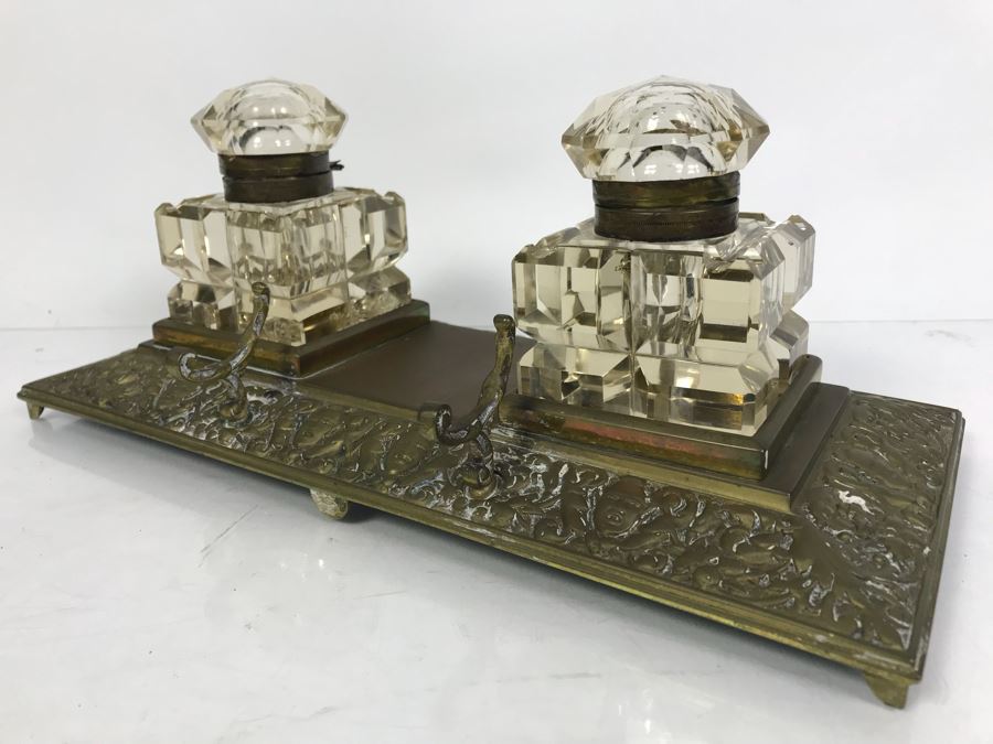 Vintage Brass Inkwell And Pen Holder With Glass Inkwell Bottles (Note That One Bottle Has Cracks In Glass) [Photo 5]