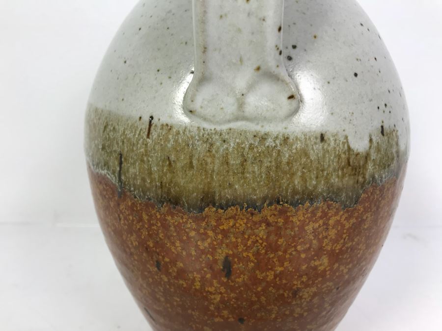 Signed 10' Crock Jug [Photo 4]