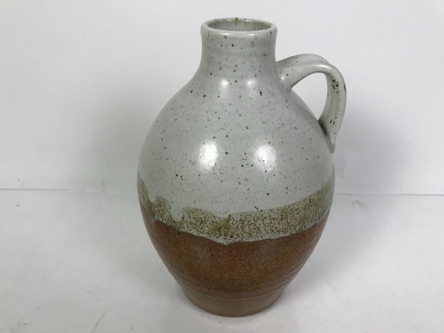 Signed 10' Crock Jug [Photo 2]