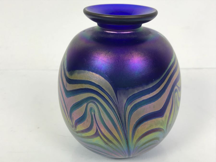 Signed Iridescent Art Glass  [Photo 5]