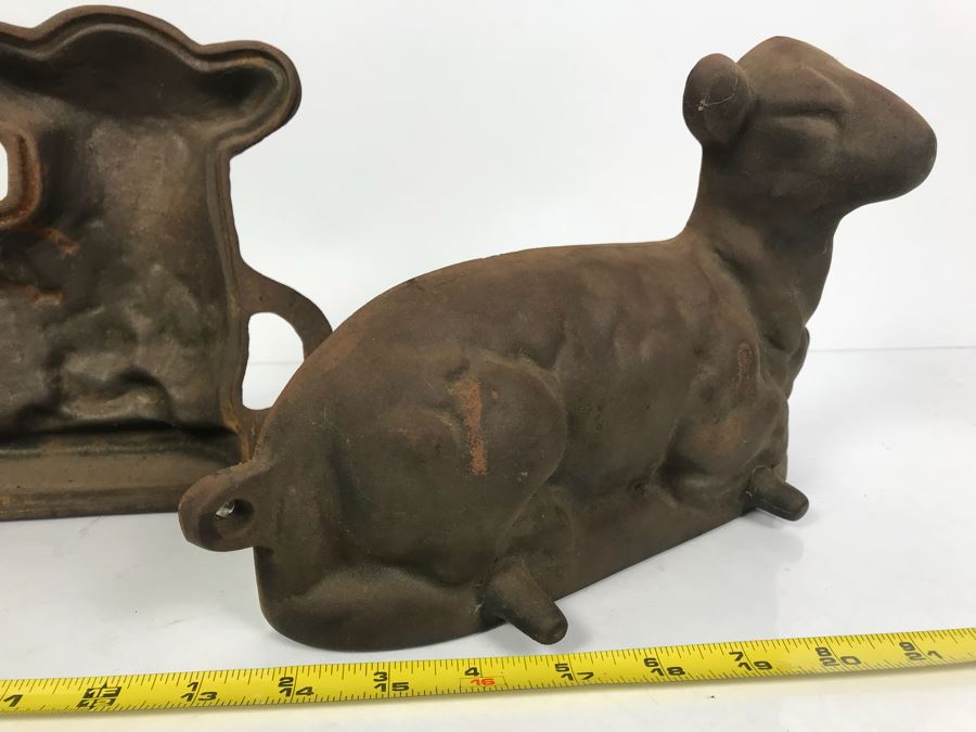 Large Vintage Cast Iron Mold Of Sheep [Photo 5]