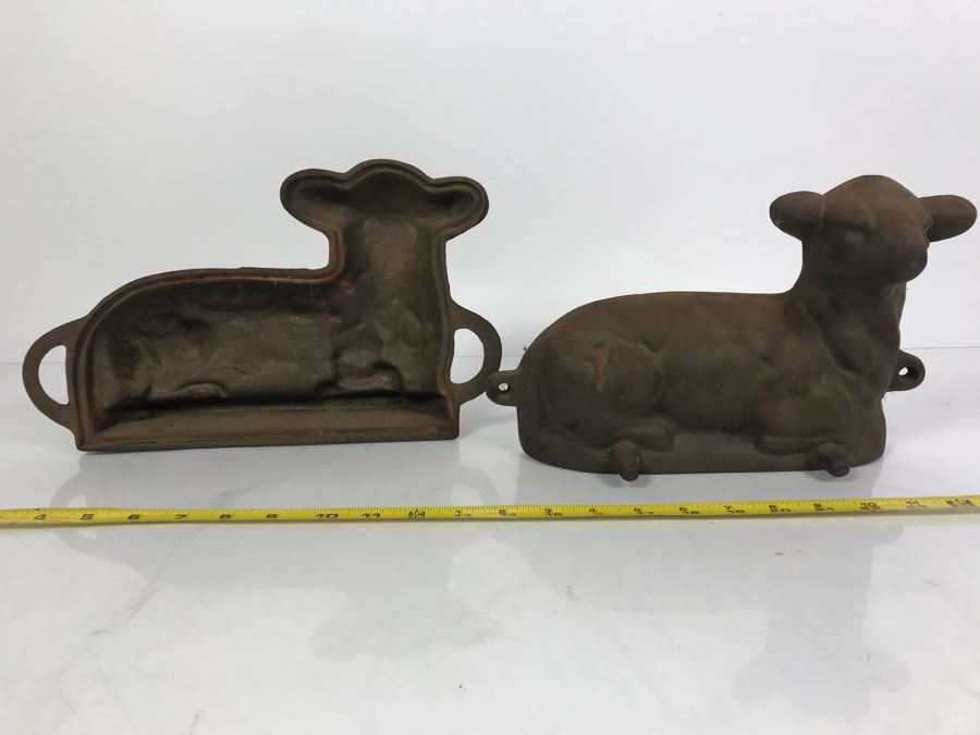 Large Vintage Cast Iron Mold Of Sheep [Photo 3]