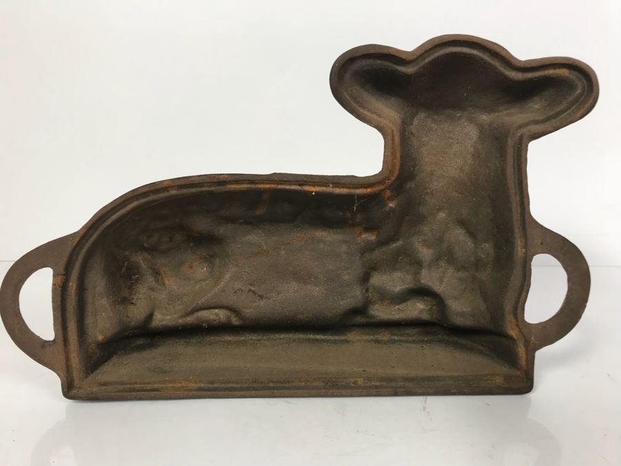 Large Vintage Cast Iron Mold Of Sheep