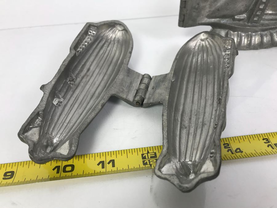 Vintage Pewter Ice Cream Molds Of Zepplin, Sailboat And Ship [Photo 6]