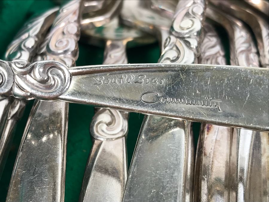 Set Of Community 'South Seas' Pattern Silverplate Flatware Spoons, Forks, Knives, Serving Utensils [Photo 8]
