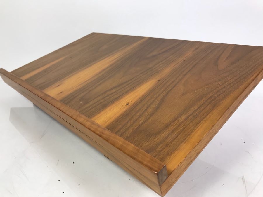 Wooden Book Display Stand With Vintage 1973 Frederic Remington Book By Peter H. Hassrick [Photo 10]