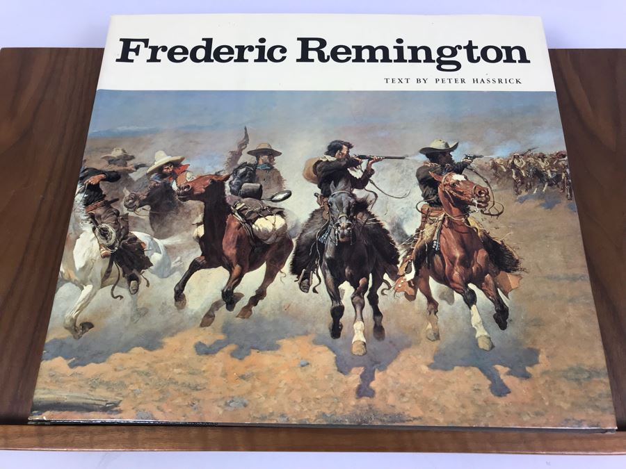 Wooden Book Display Stand With Vintage 1973 Frederic Remington Book By Peter H. Hassrick [Photo 4]