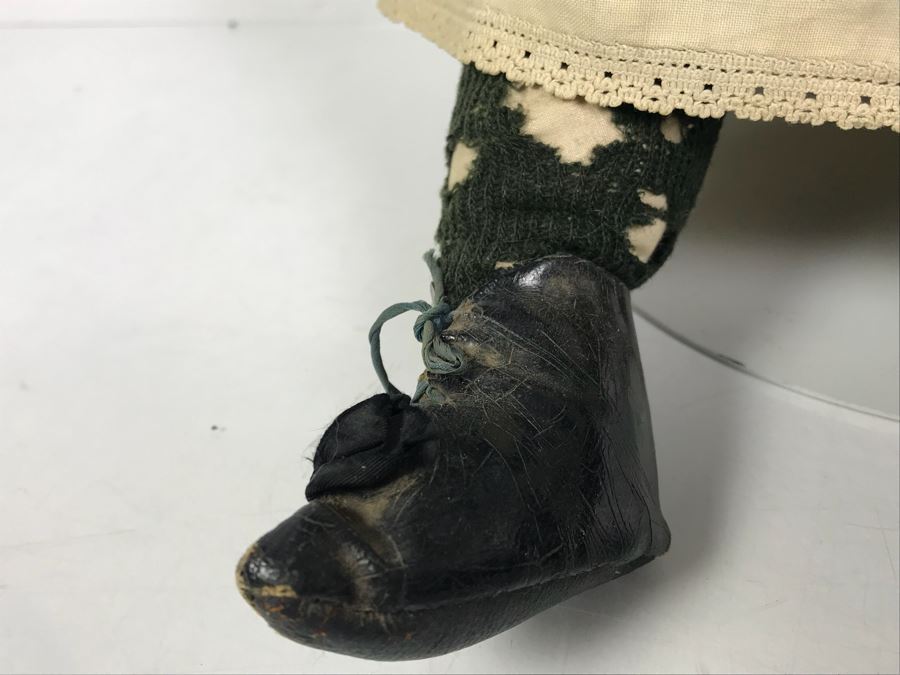 Vintage 22' Porcelain Head Doll [Photo 9]