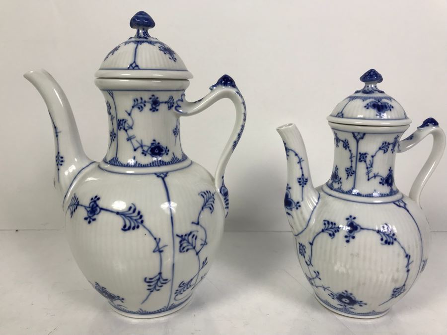 Royal Copenhagen Denmark Blue And White China Coffee Pot And Teapot [Photo 4]