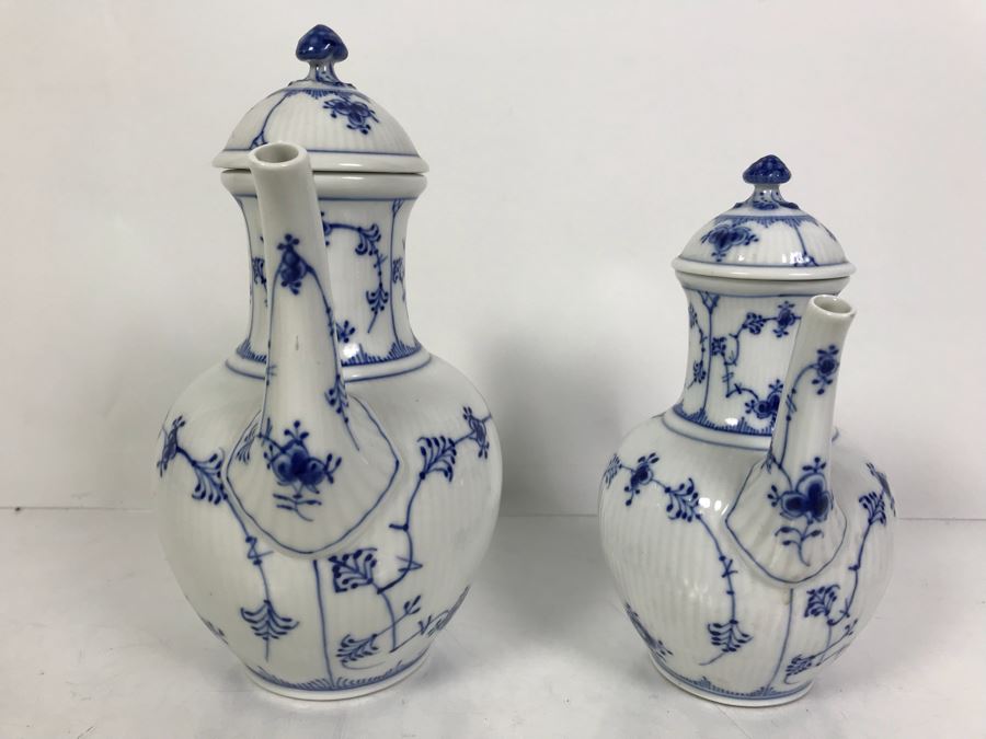 Royal Copenhagen Denmark Blue And White China Coffee Pot And Teapot [Photo 3]