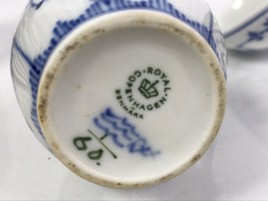 Royal Copenhagen Denmark Blue And White China Cups And Saucers With Creamer And Sugar Bowls Apx 12 Cups And 11 Saucers [Photo 14]