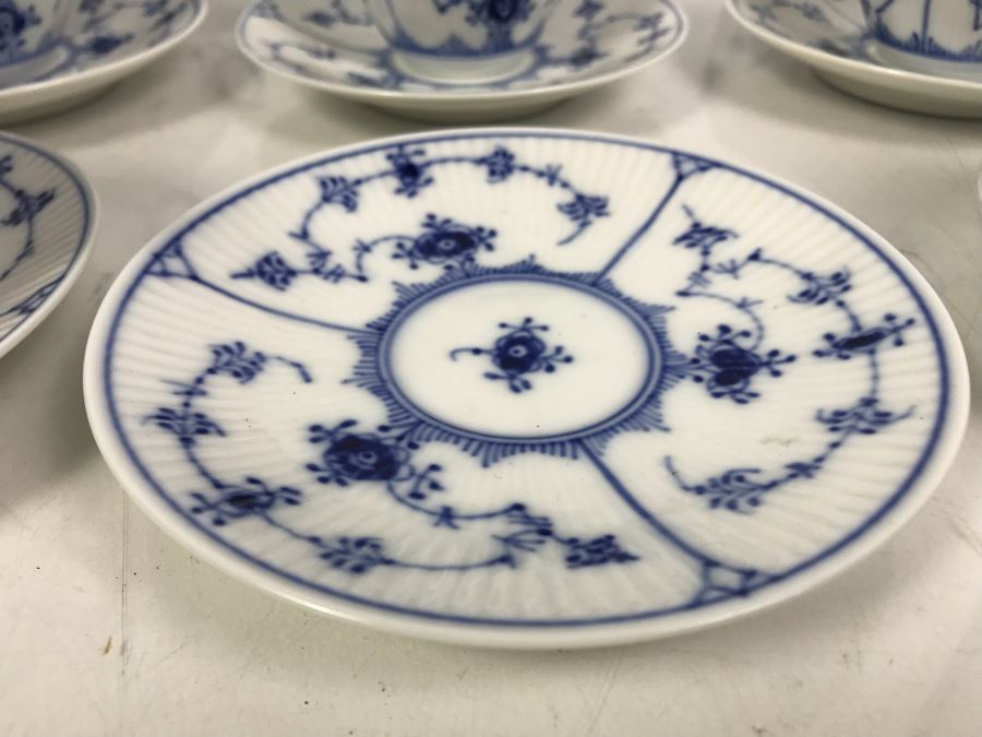 Royal Copenhagen Denmark Blue And White China Cups And Saucers With Creamer And Sugar Bowls Apx 12 Cups And 11 Saucers [Photo 6]