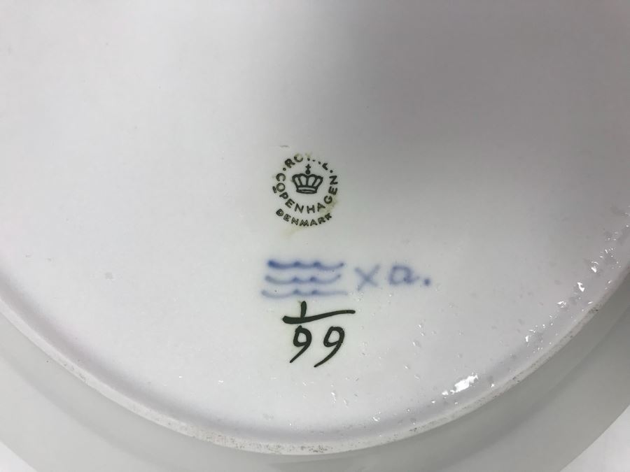 Pair Of Royal Copenhagen Denmark Blue And White China Serving Platters Apx 14.5'L [Photo 6]