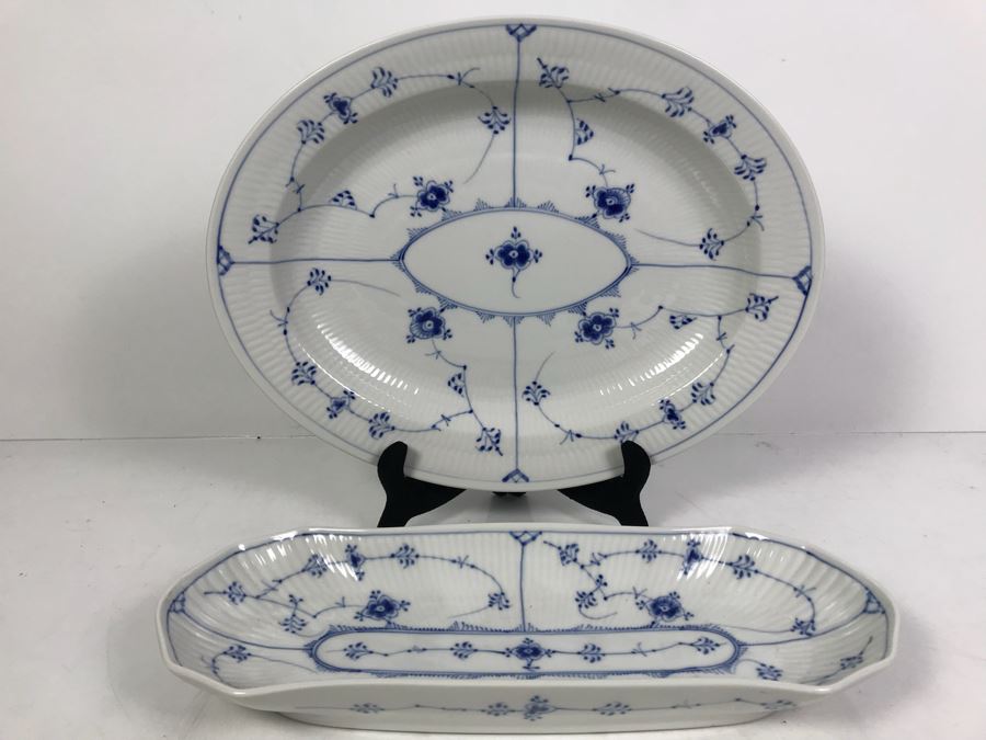 Pair Of Royal Copenhagen Denmark Blue And White China Serving Platters Apx 14.5'L [Photo 1]