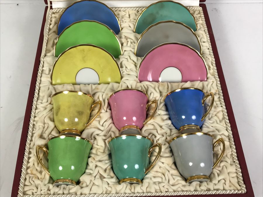Set Of Czechoslovakian RGK Demitasse Cups And Saucers With Storage Case [Photo 6]