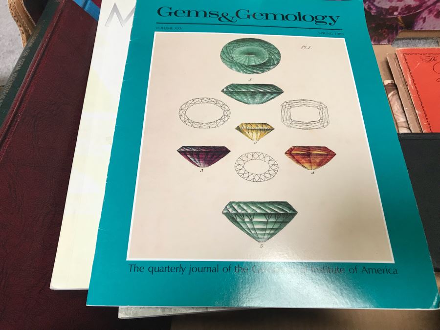 Collection Of Vintage Books On Jewelry Making, Gemstones, Pearls, Gem And Gold Prospecting - See Photos [Photo 9]