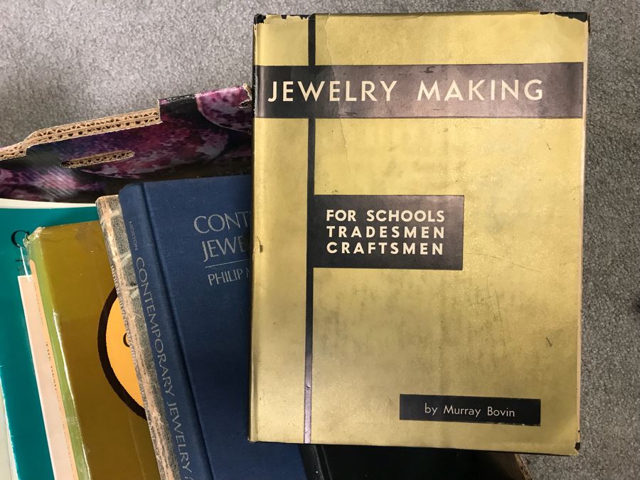 Collection Of Vintage Books On Jewelry Making, Gemstones, Pearls, Gem And Gold Prospecting - See Photos [Photo 2]