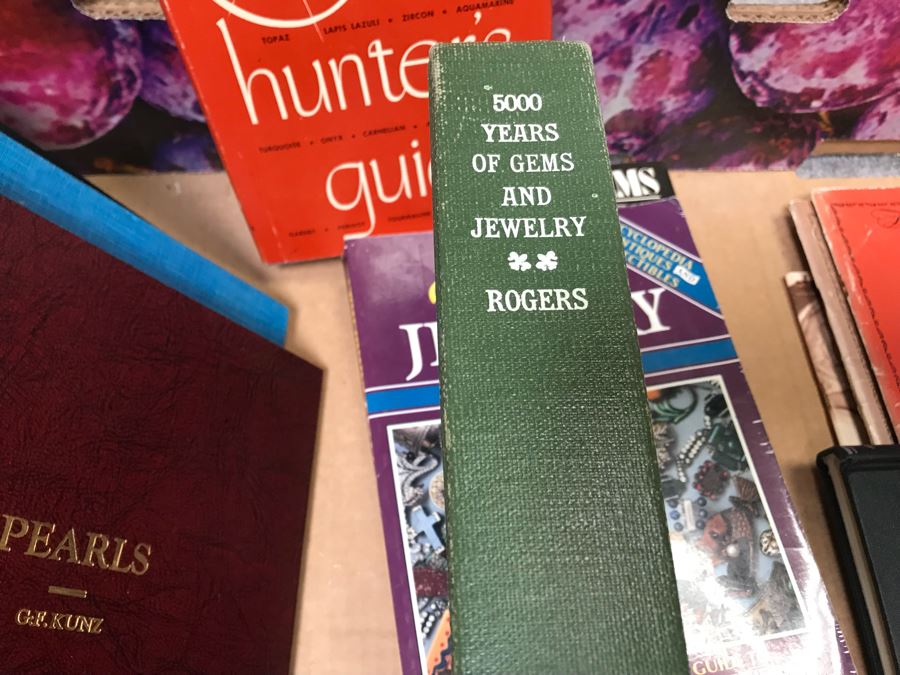 Collection Of Vintage Books On Jewelry Making, Gemstones, Pearls, Gem And Gold Prospecting - See Photos [Photo 15]