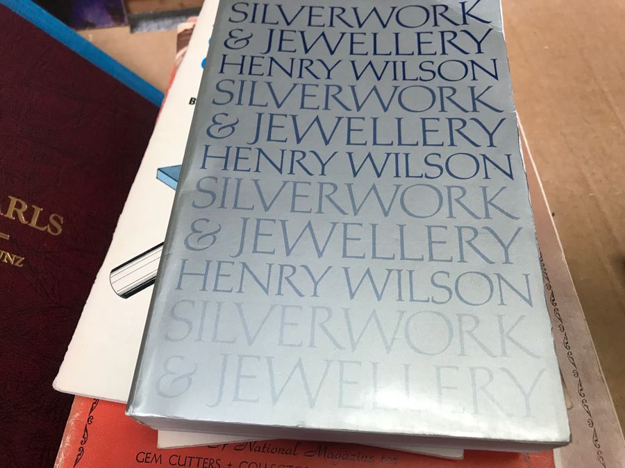 Collection Of Vintage Books On Jewelry Making, Gemstones, Pearls, Gem And Gold Prospecting - See Photos [Photo 24]